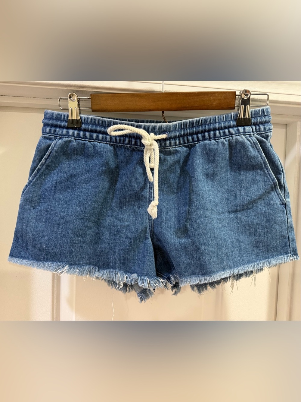 aerie Blue Denim Drawstring Frayed-Hem Shorts Size Small